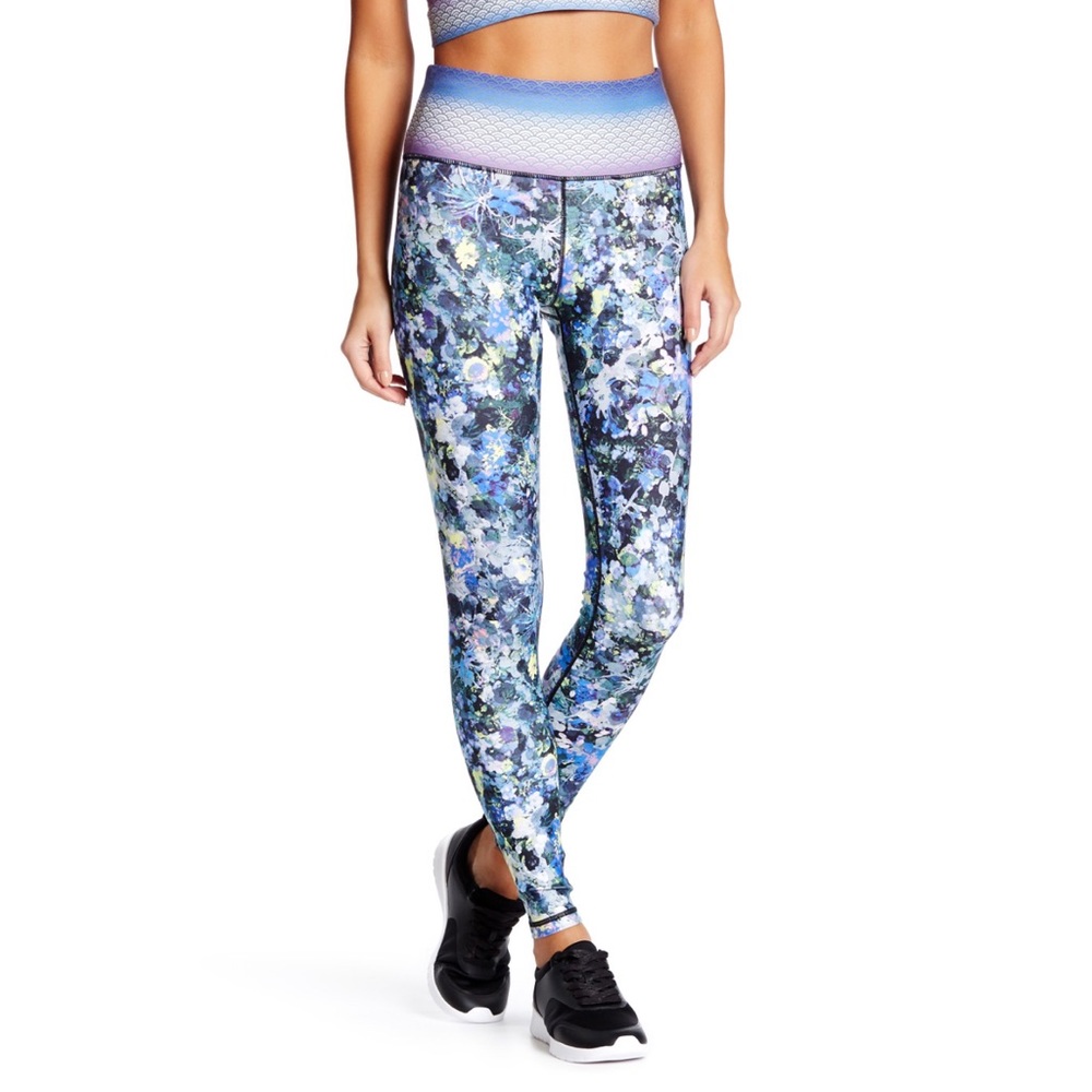 Nanette Lepore Digital Ditsy Floral Legging